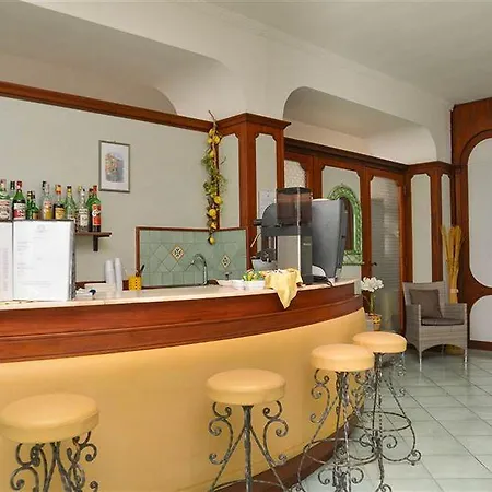 Hotel Casthotels Bristol Terme 4*